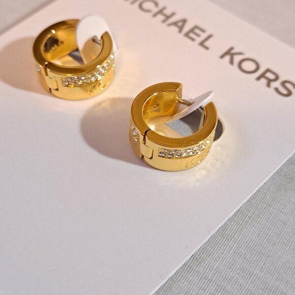 Michael Kors Huggie Gold Rhinestone Earrings NWT - Picture 2 of 8